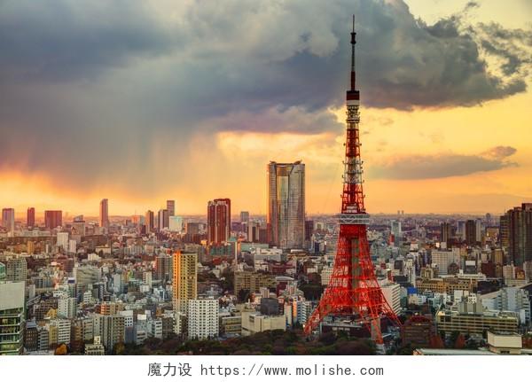 日本在东京塔的天际线日本旅游